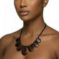Ngao Necklace